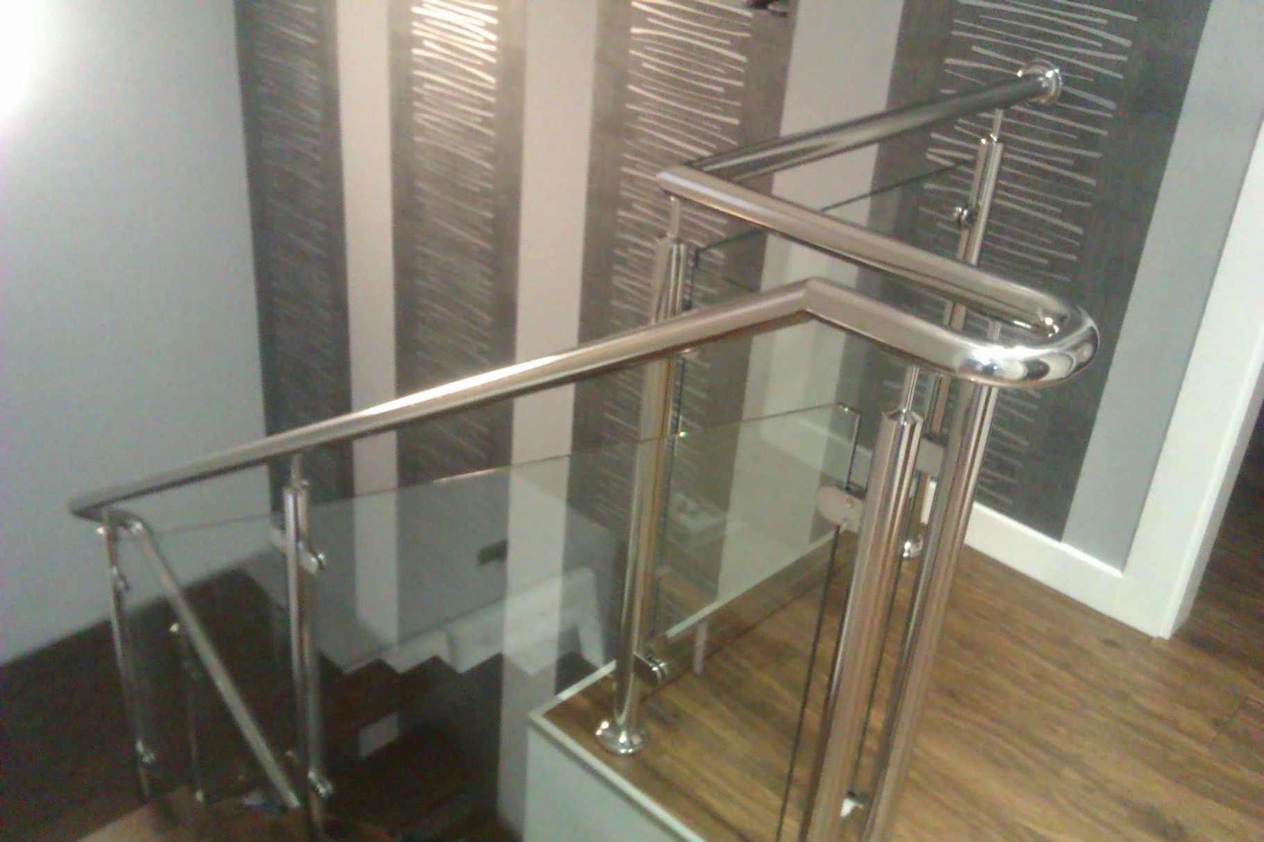 Barandilla de acero inoxidable para escalera exterior en Zamora
